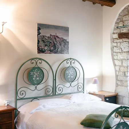 Alojamento de Acomodação e Pequeno-almoço Le Fontanelle SantʼIppolito