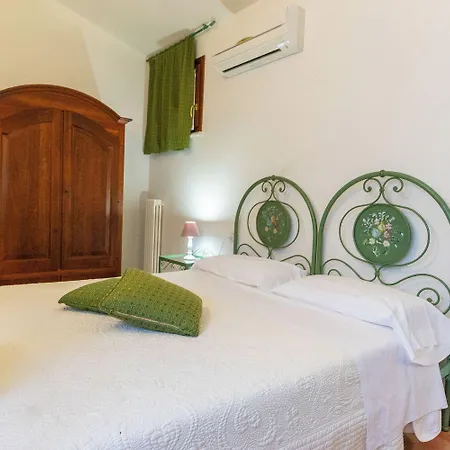 Le Fontanelle Alojamento de Acomodação e Pequeno-almoço SantʼIppolito